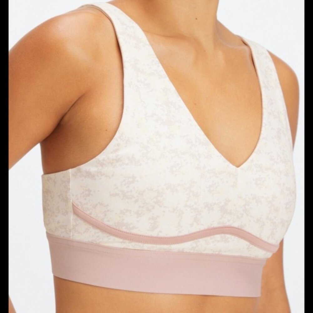 Fabletics Powerhold Workout Set